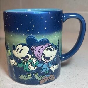 WDW Epcot World Showcase Norway
Mickey & Minnie Coffee Cup Mug